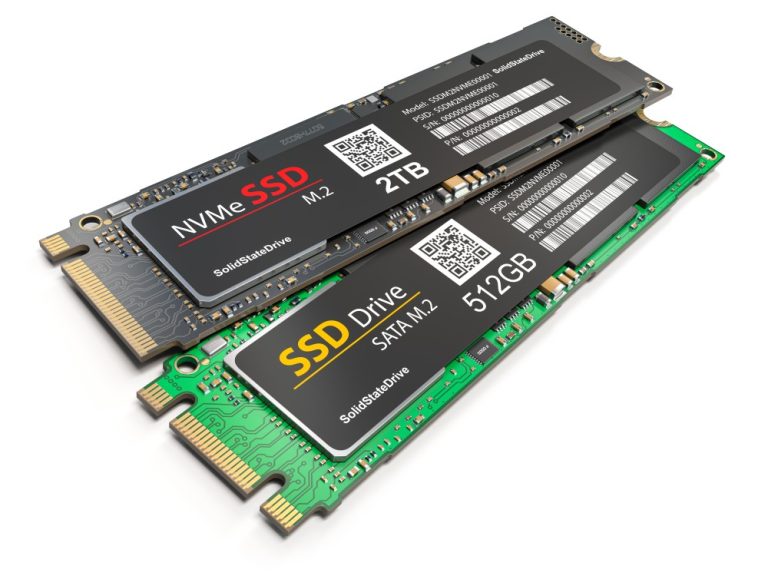 A comparison of NVMe and SATA M.2 SSD drives with 2TB and 512GB capacities.